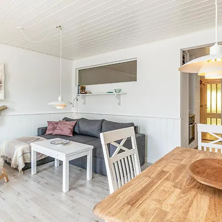 Apartment Strandpromenaden Allinge-Sandvig